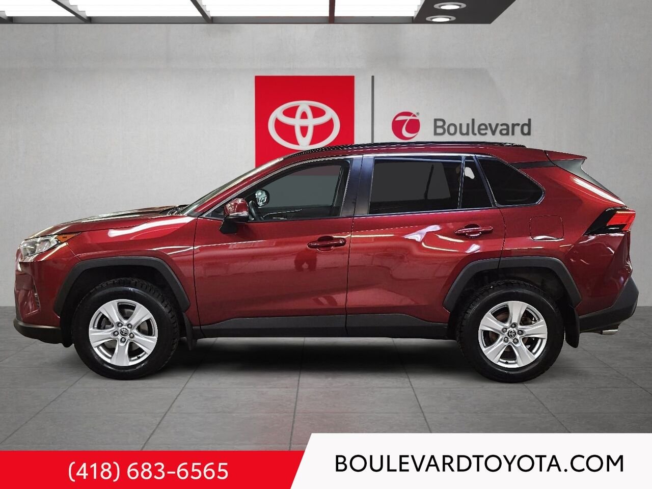 2021 Toyota RAV4 100244B-45 | XLE, AWD Red Québec - photo #5