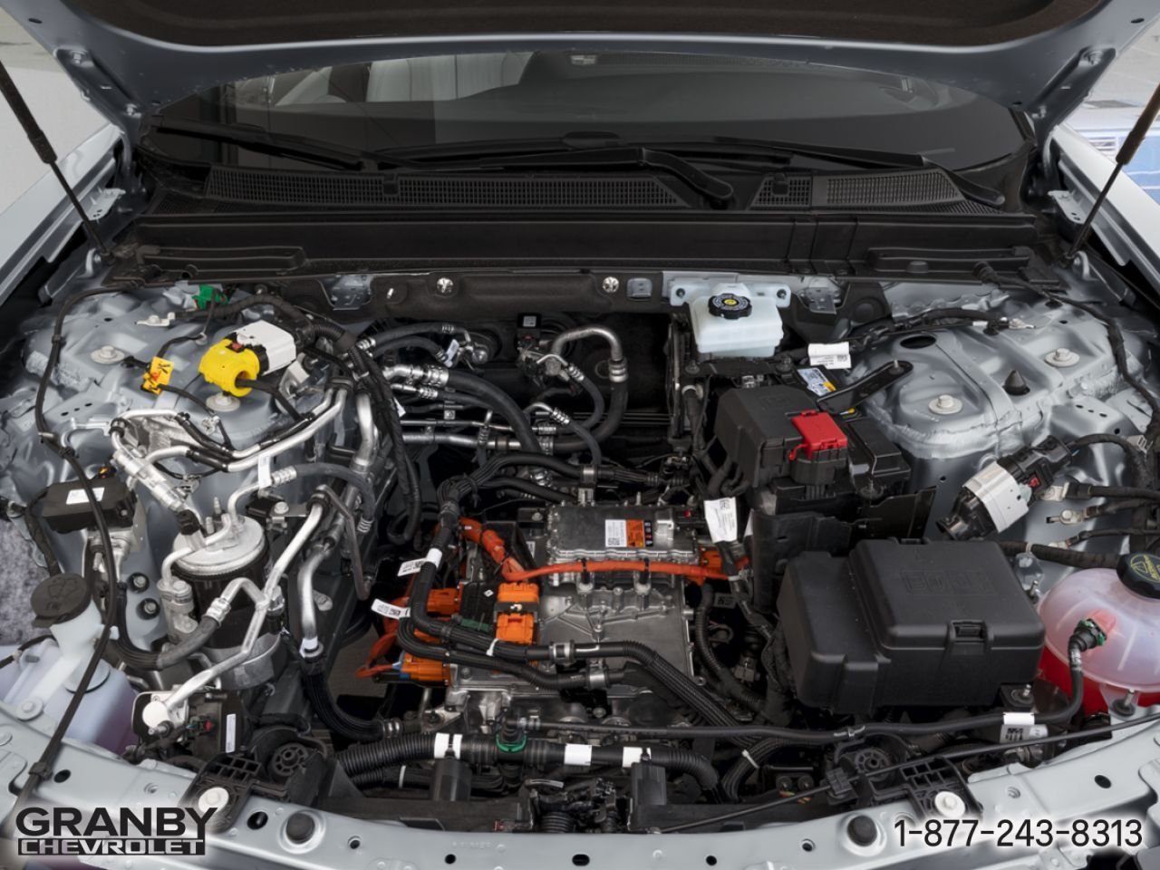 CADILLAC LYRIQ LYRIQ ELECTRIC PREMIUM SPORT AWD (1SJ) | 27-0323 2027 Argent silver métallisé Granby - photo #4