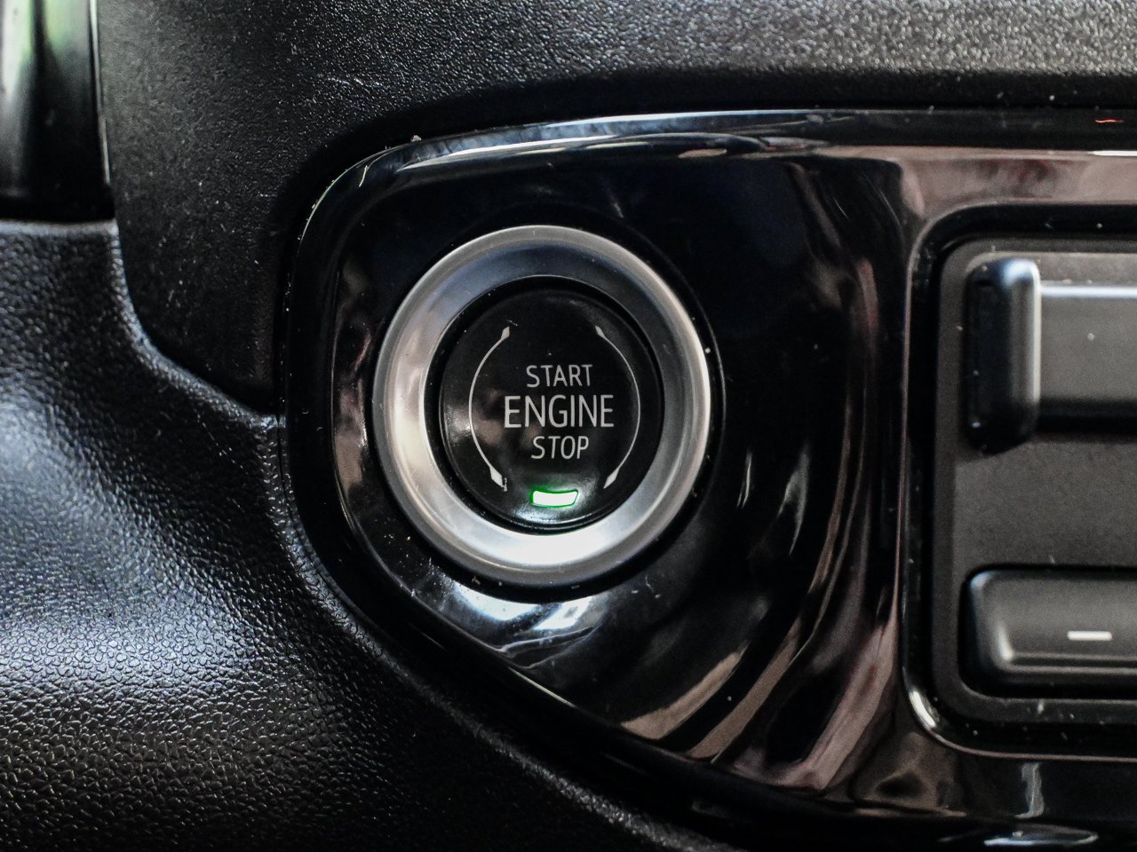 2025 Chevrolet Silverado 3500HD 4WD Crew Cab 159 LTZ Black Sherwood Park - photo #27