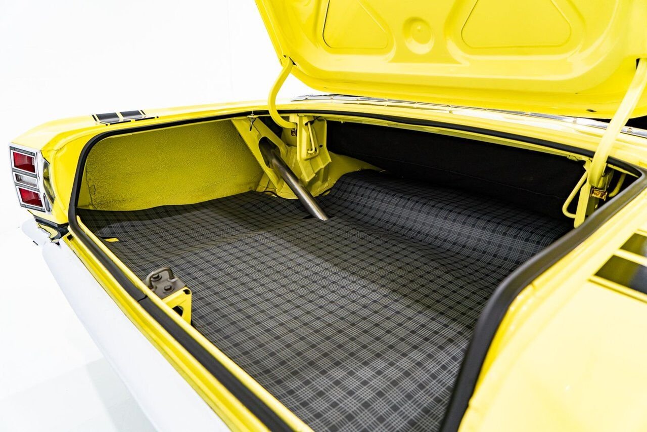Dodge Dart *PRIX EN USD* GTS Conv Matching #s 340 cu in With Original Built Sheet 1968 Jaune Montréal - photo #33