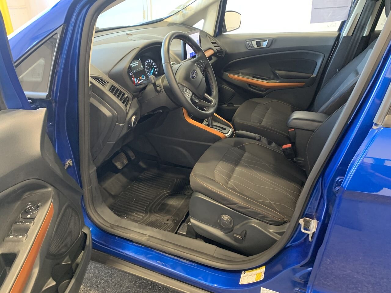 Ford EcoSport SE AWD SE, AWD, 2.0L, NAV 2022 Bleu Châteauguay - photo #28