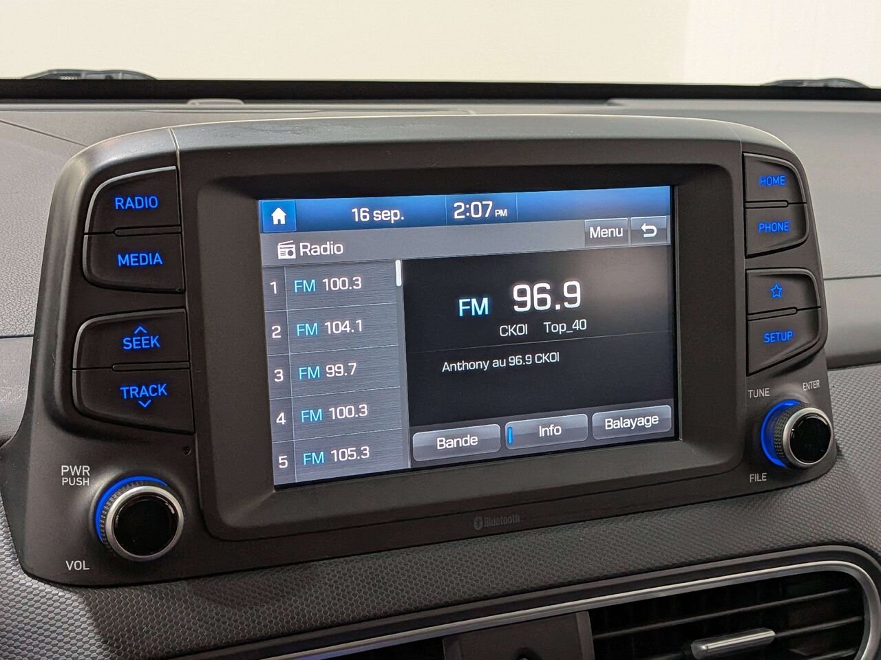 2021 Hyundai Kona 2.0L Essential AWD Grey Val-David - photo #20