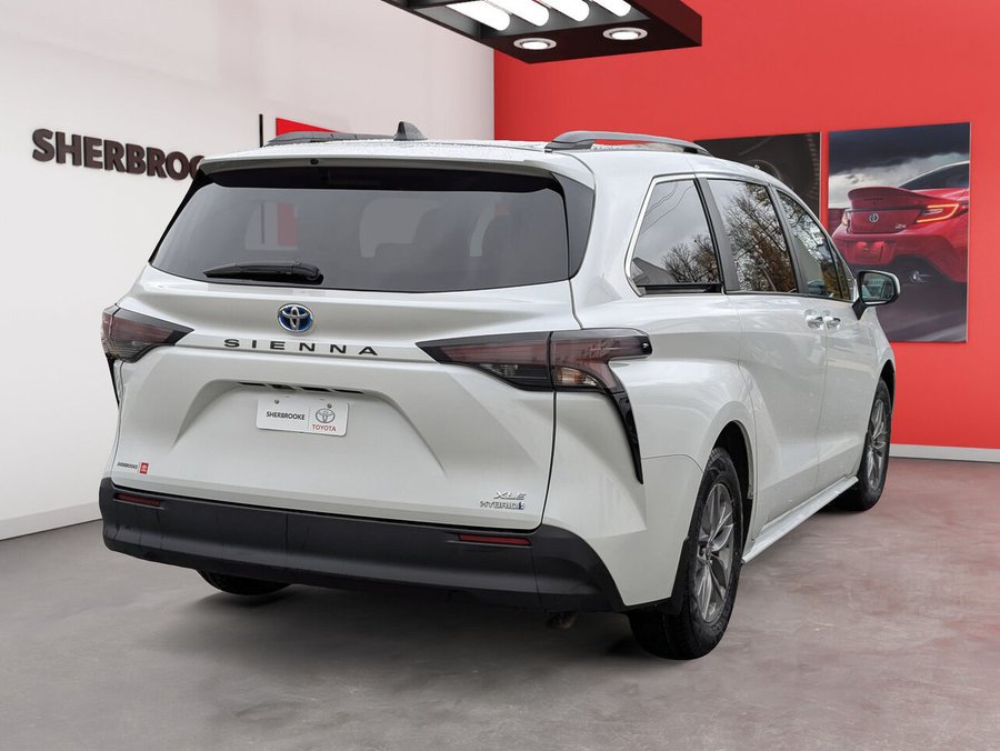 2024 Toyota Sienna 2024 Wind Chill Pearl