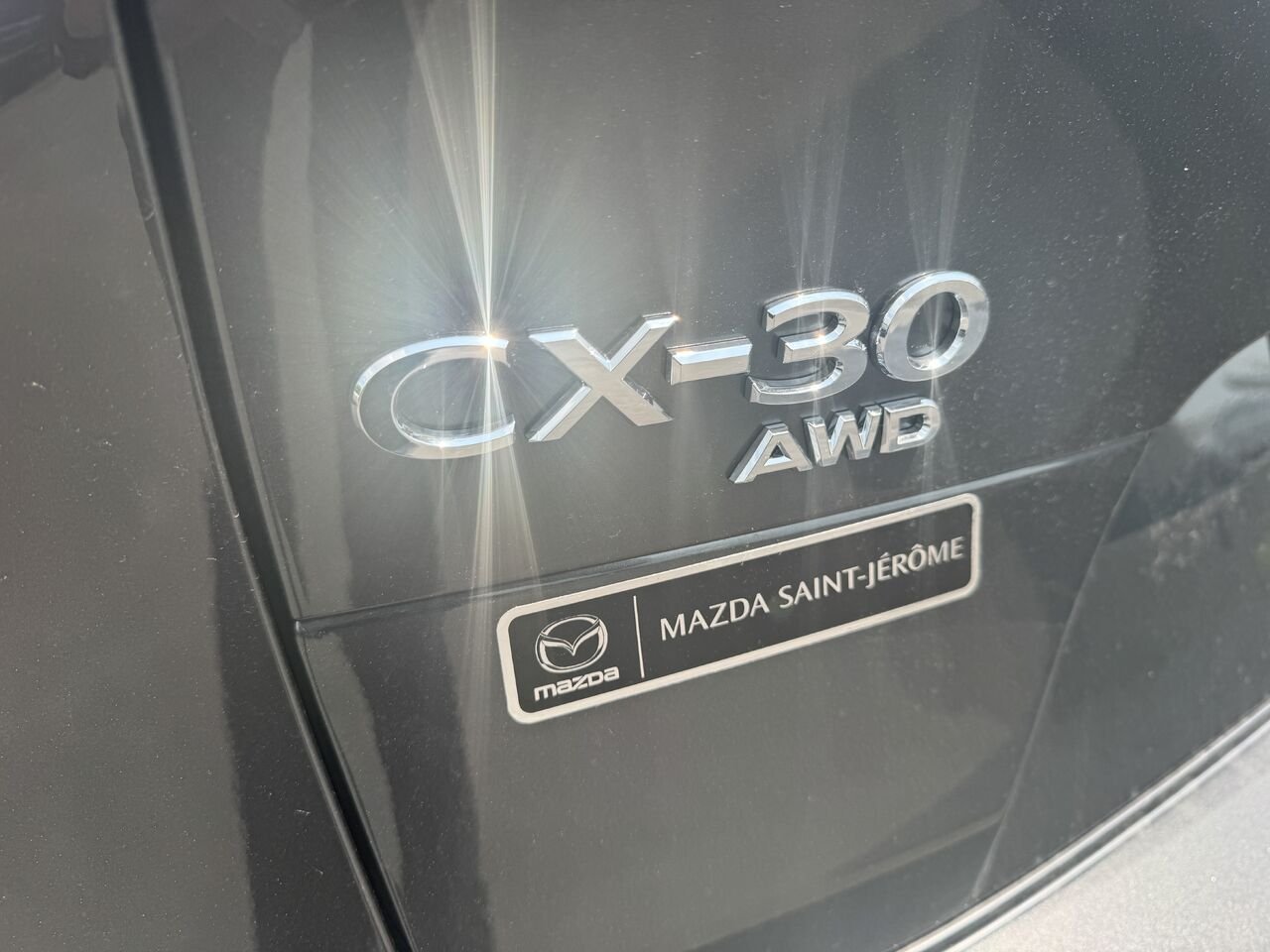 Mazda CX-30 GX TI | TRACTION INTÉGRALE | DÉMARRAGE À DISTANCE | RÉGULATEUR ADAPTATIF | CAMÉRA DE RECUL 2026 Gris Saint-Jérôme - photo #10