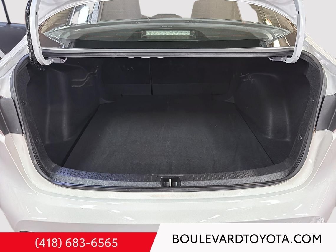 2025 Toyota Corolla 531689-75 | hybride LE CVT TI White Québec - photo #20