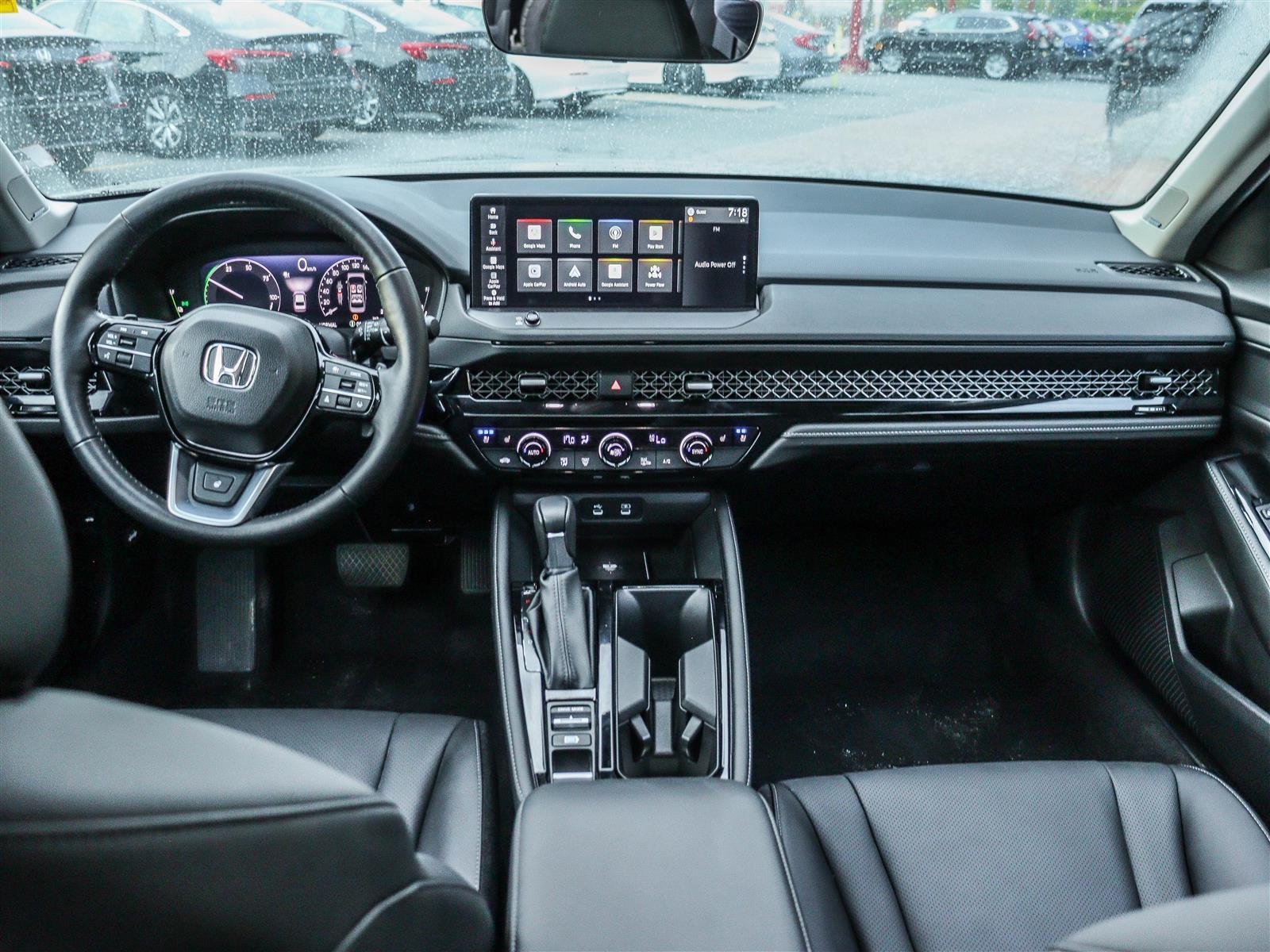 2024 Honda Accord Hybrid Touring Ottawa & Gatineau - photo #13