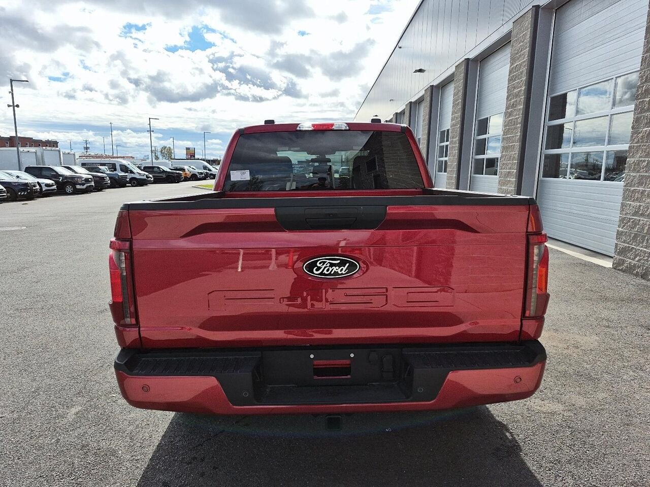 2026 Ford F-150 Ruby Red Metallic Tinted Clearcoat Saint-Jérôme - photo #4