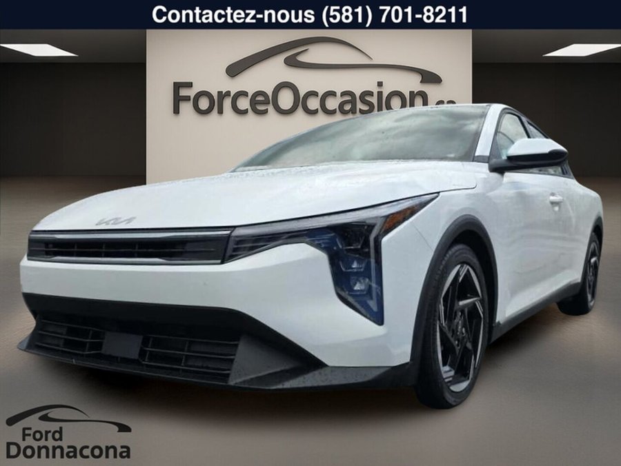 2025 Kia K4 2025 White