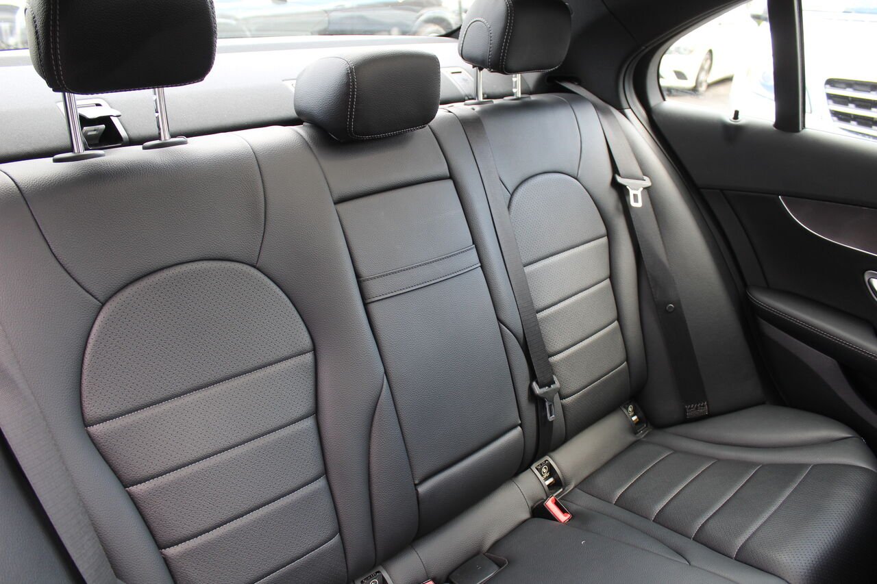 Mercedes-Benz Classe-C VIN: 55SWF4KB3JU264149 2018 Blanc Sainte-Rose - photo #9