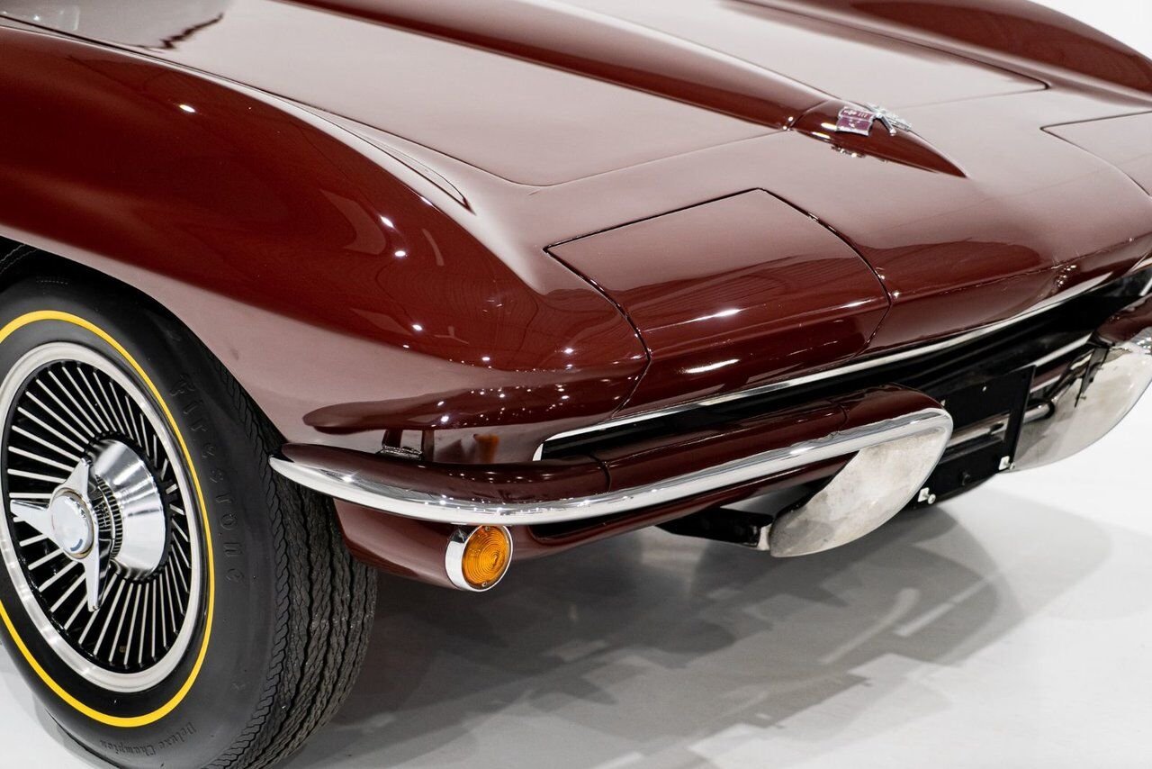 Chevrolet Corvette Fuelie Matching# HG Suffix 327/375HP **PRICE IN USD** 1965 Rouge Montréal - photo #34