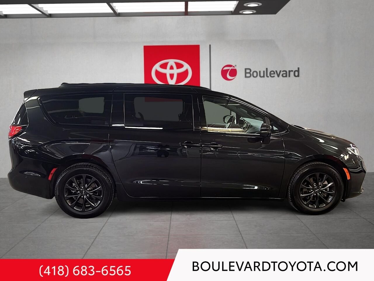 2022 Chrysler Pacifica 100232A-096 | Touring L TA Black Québec - photo #2