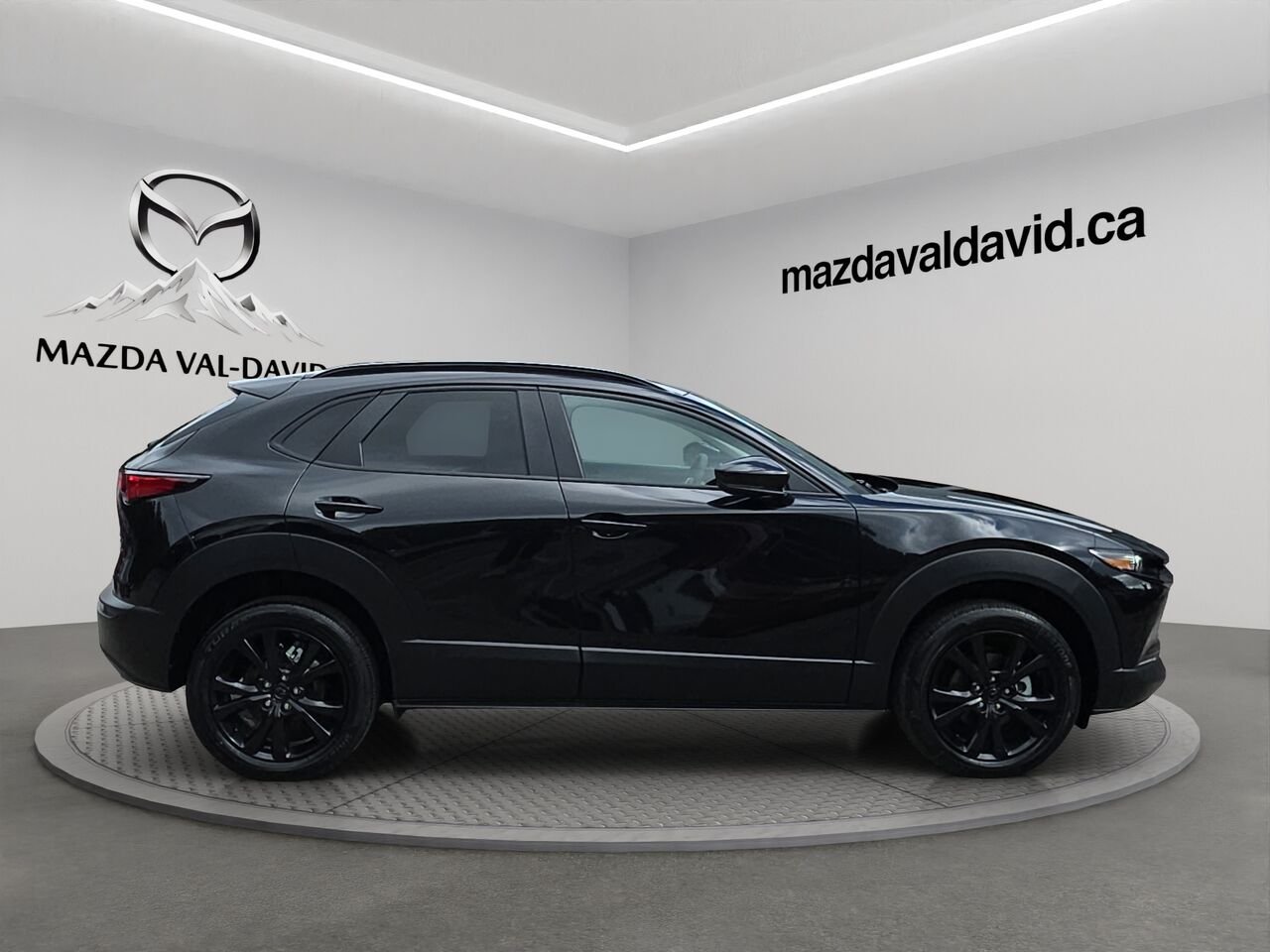 2026 Mazda CX-30 GT TI avec moteur turbo Jet Black Mica Val-David - photo #7