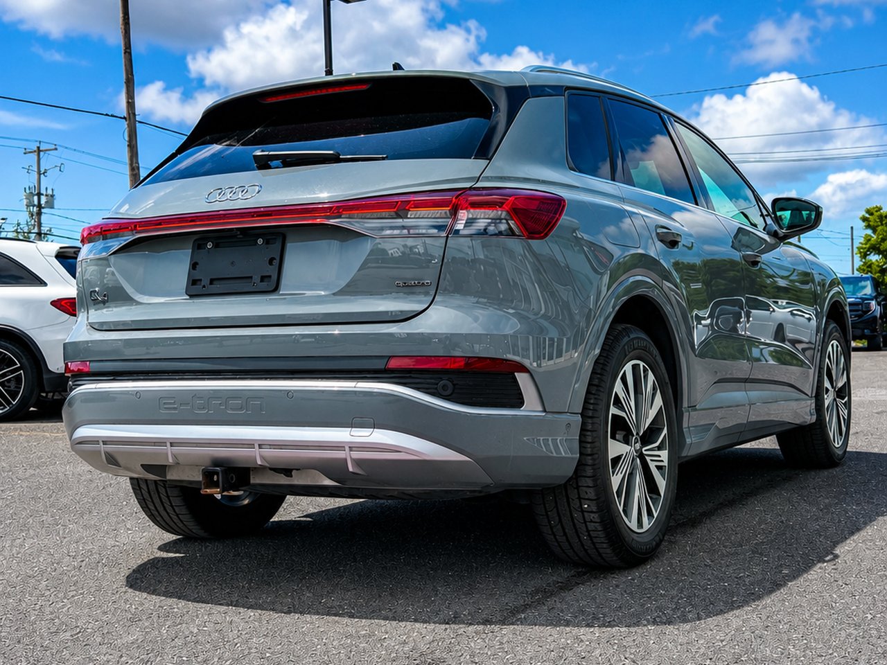 2023 Audi Q4 e-tron Grey Granby - photo #6