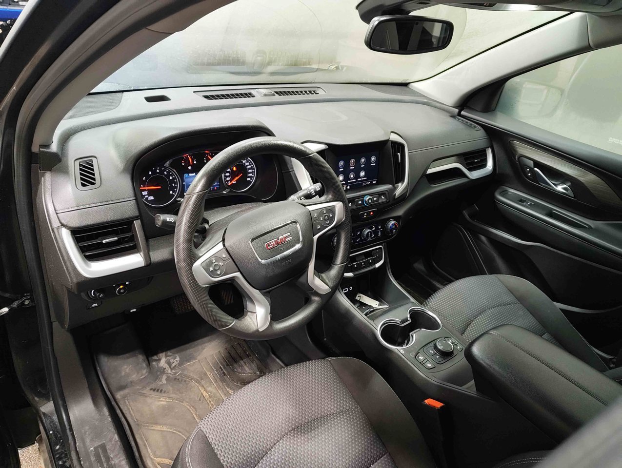 2024 GMC Terrain AWD 4dr SLE Black Sherwood Park - photo #6