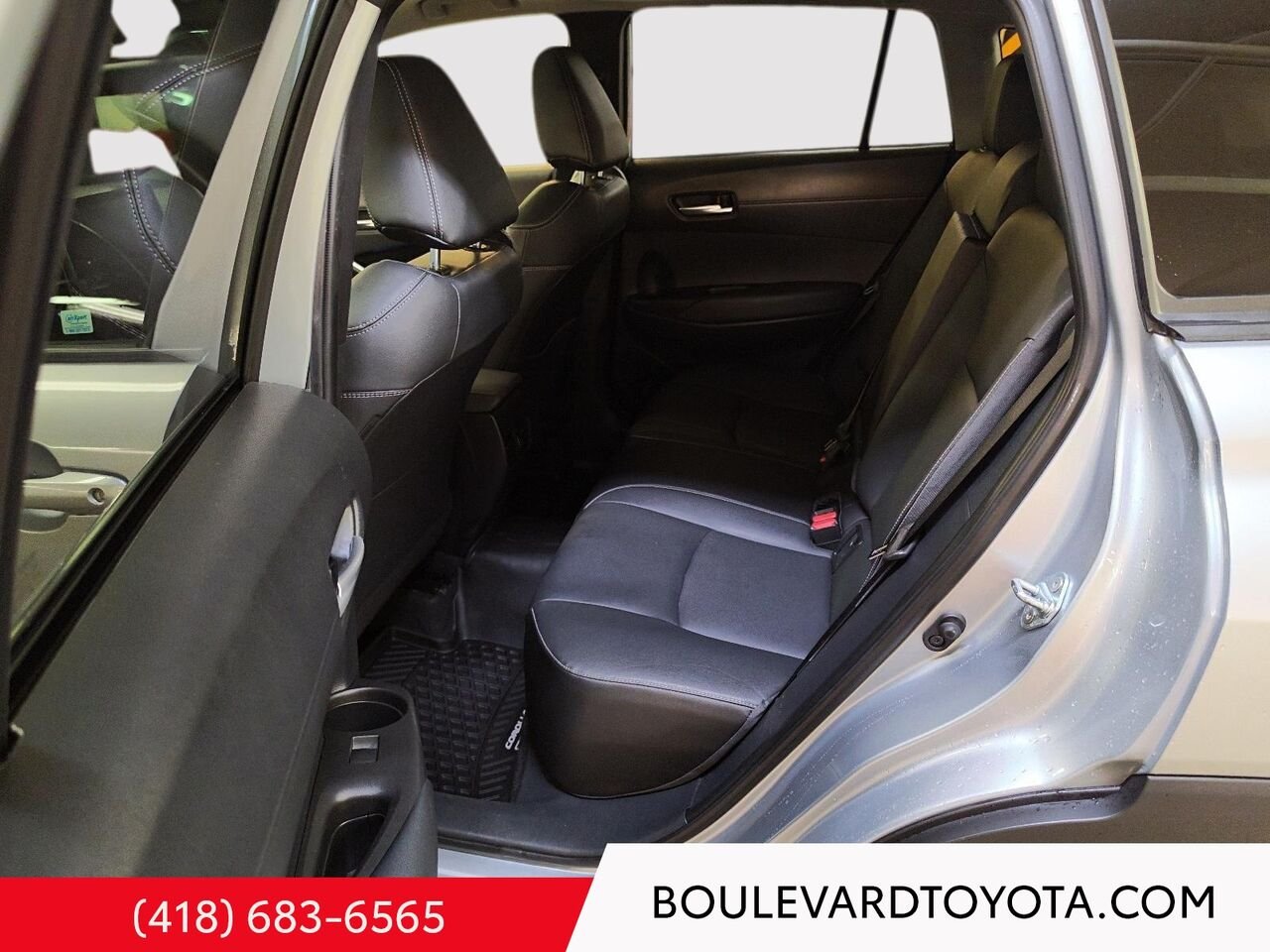 2022 Toyota Corolla Cross 100455A-22 | XLE, AWD Silver Québec - photo #20