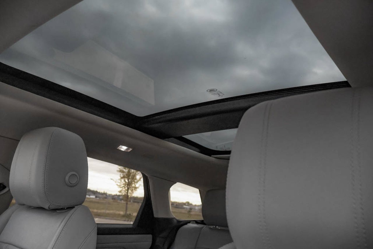 2020 Land Rover Range Rover Evoque P250 S Eiger Gray Metallic Sherwood Park - photo #28