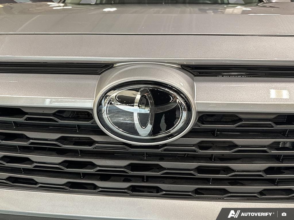 2021 Toyota RAV4 2602370A | XLE Silver Edmonton - photo #8