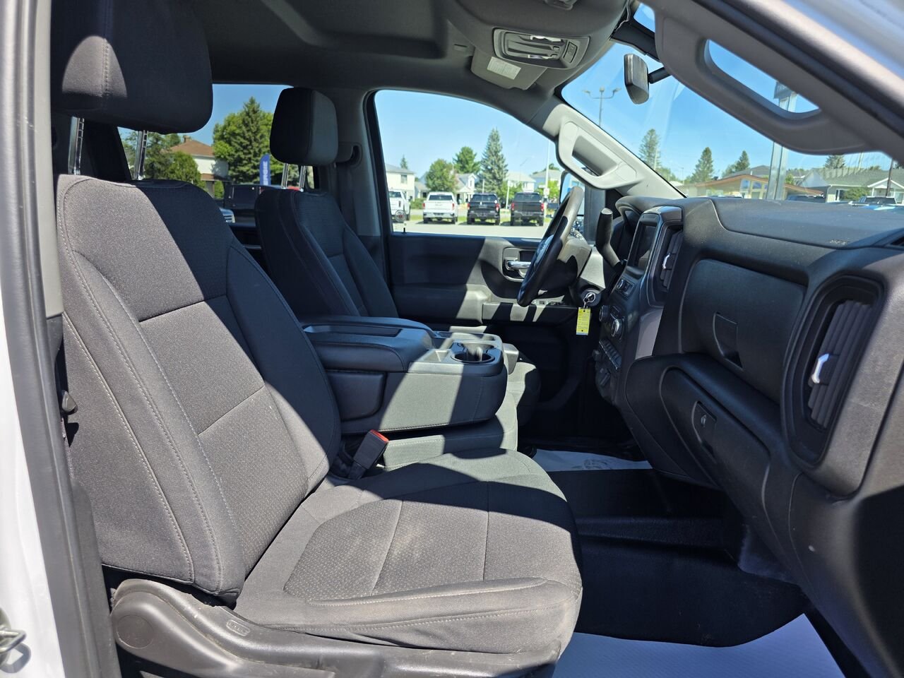2020 Chevrolet Silverado 2500HD Work Truck White Rouyn-Noranda - photo #19
