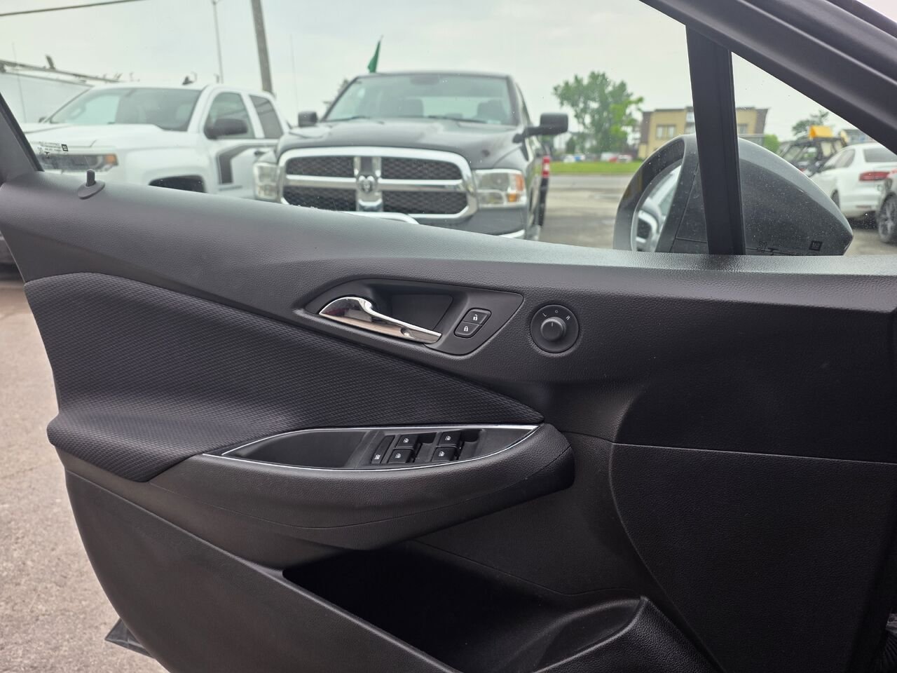 2019 Chevrolet Cruze Grey  - photo #10