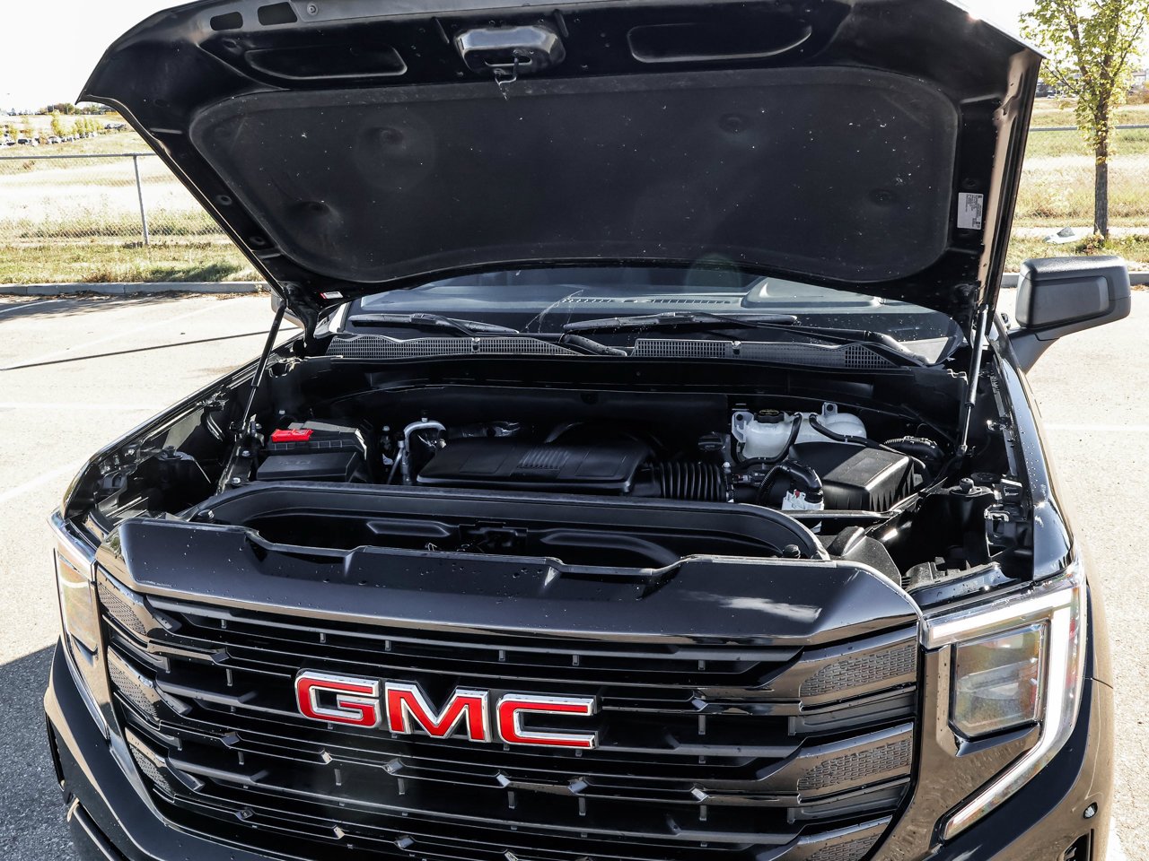 2024 GMC Sierra 1500 4WD Crew Cab 147 Elevation Black Sherwood Park - photo #9