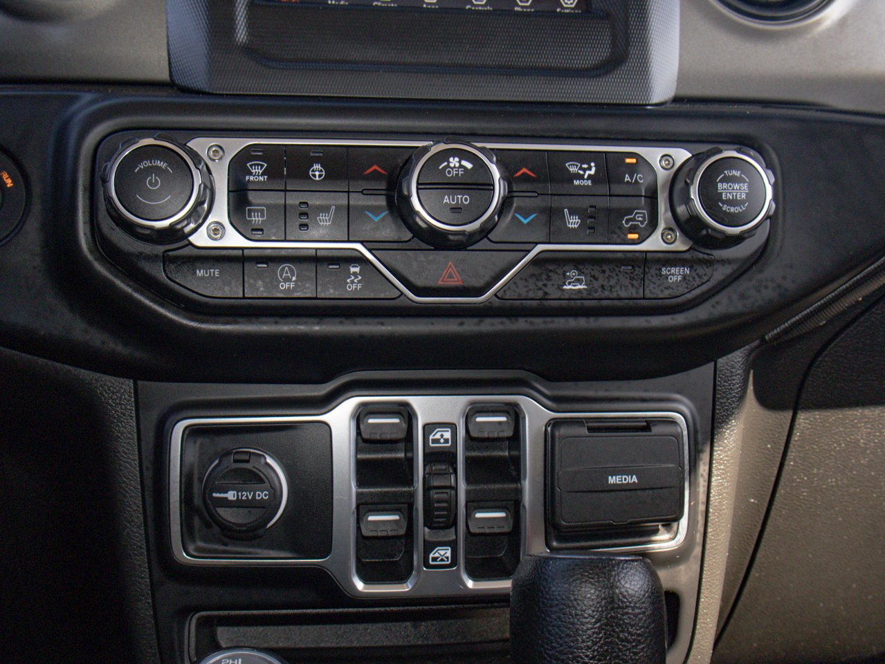 2023 Jeep Wrangler Willys 4 Door 4x4 Black Sherwood Park - photo #26