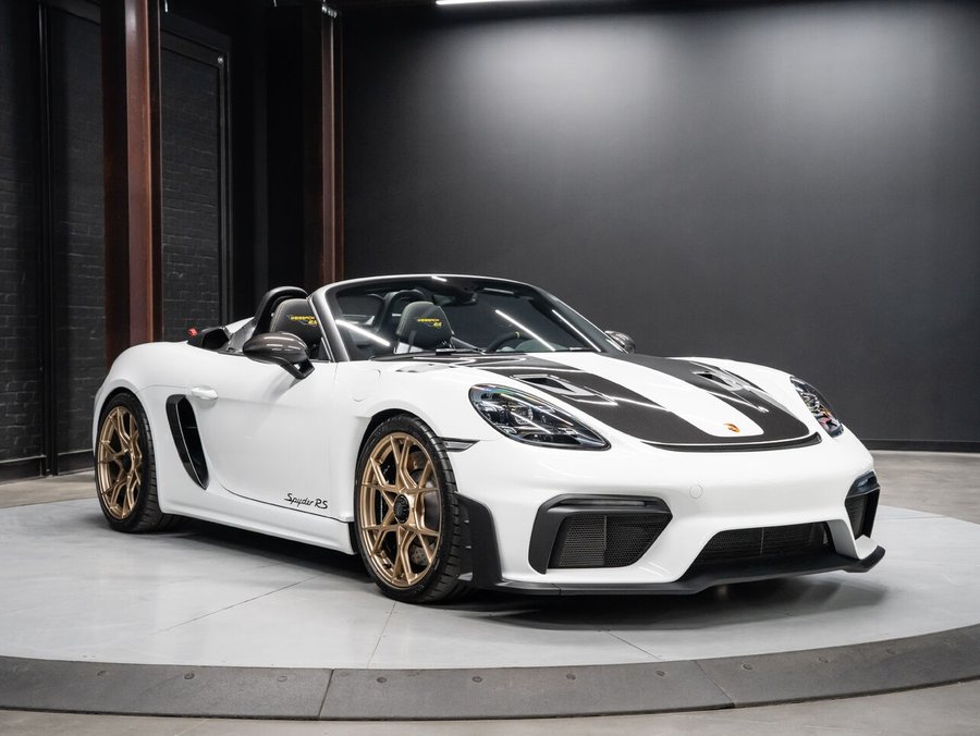 2024 Porsche 718 Spyder 2024 White