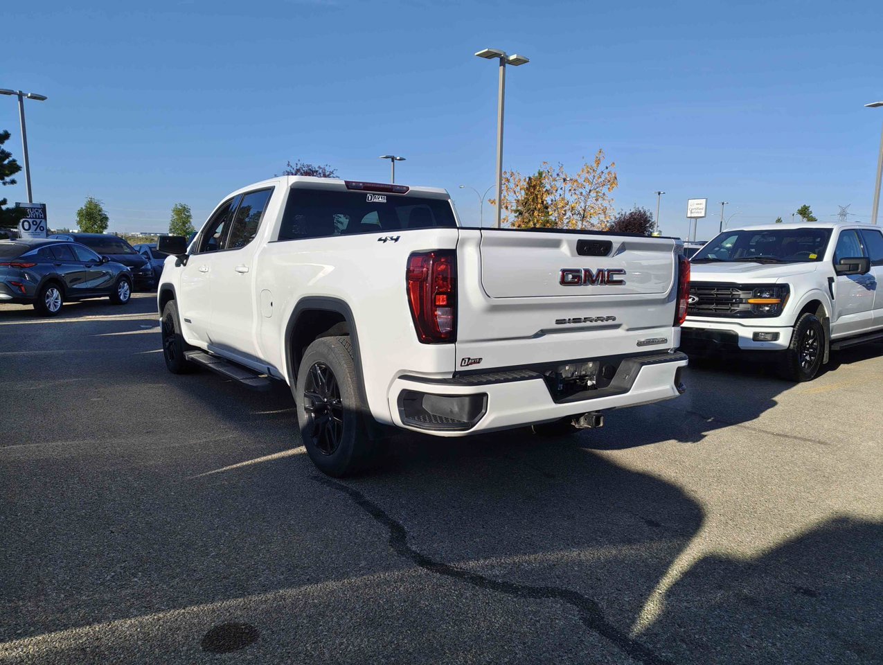 2023 GMC Sierra 1500 4WD Crew Cab 157 Elevation White Sherwood Park - photo #4