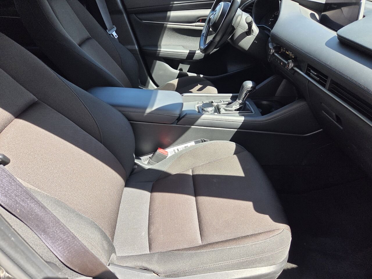 2023 MAZDA MAZDA3 SPORT 01C4 GRIS Mont-Laurier - photo #10