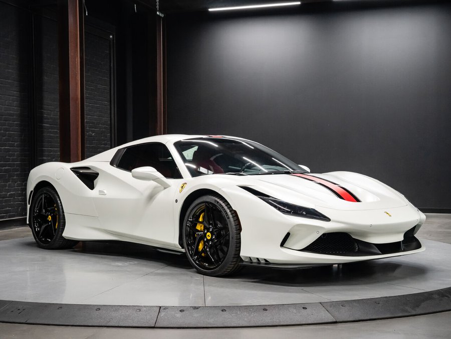 2022 Ferrari F8 Spider 2022 White