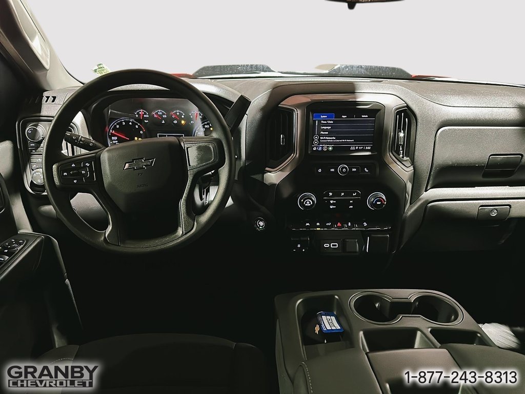CHEVROLET Silverado 1500 K1500 SILVERADO CREW CAB CUSTOM TRAIL BOSS STD/BOX (2CX) | 26-0384 2026 Rouge ardent Granby - photo #12