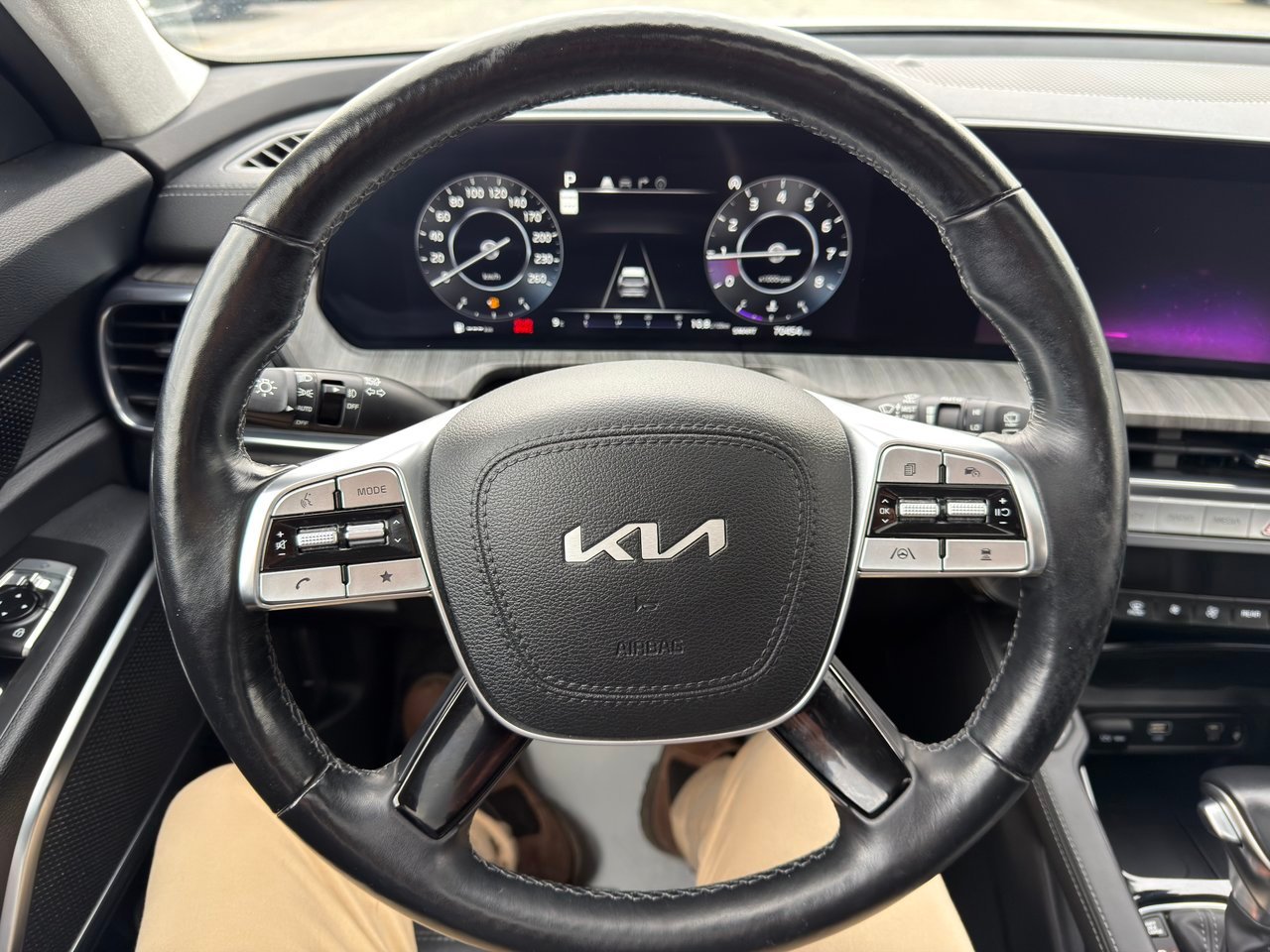 2023 Kia Telluride White Thetford Mines - photo #21