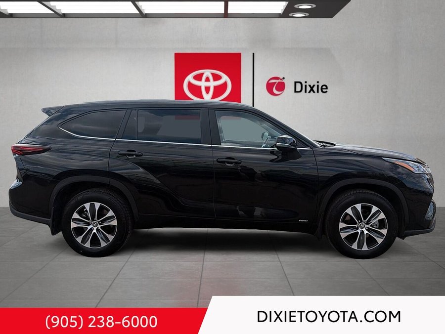 2026 Toyota Highlander Hybrid XLE AWD Black