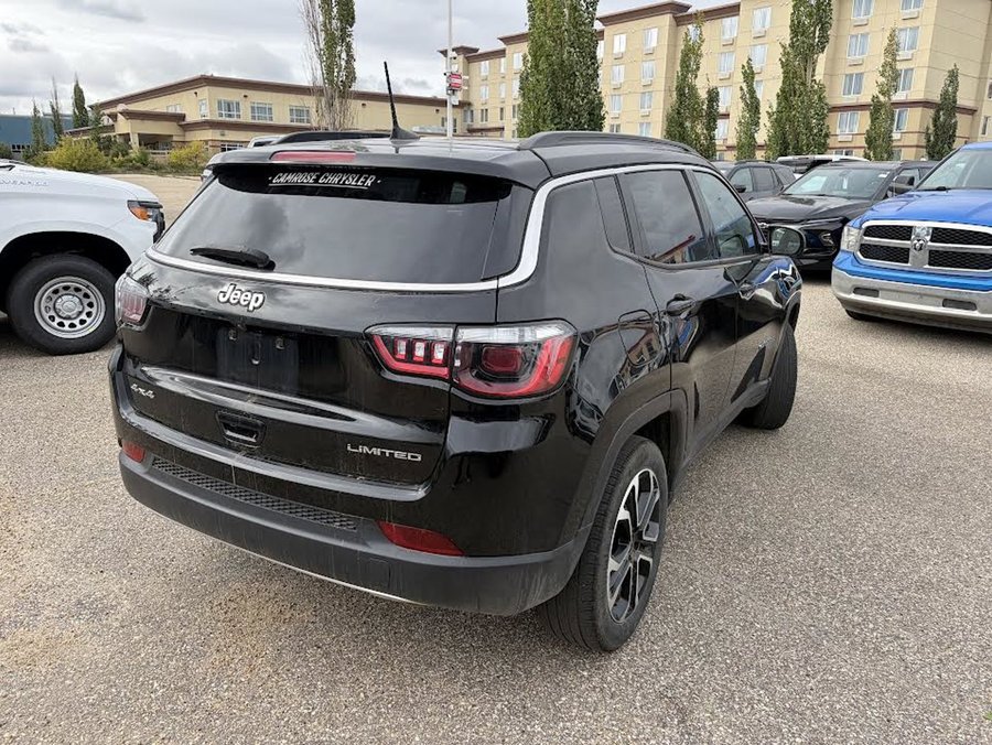 2023 Jeep Compass Limited 2.0L | Sunroof Black