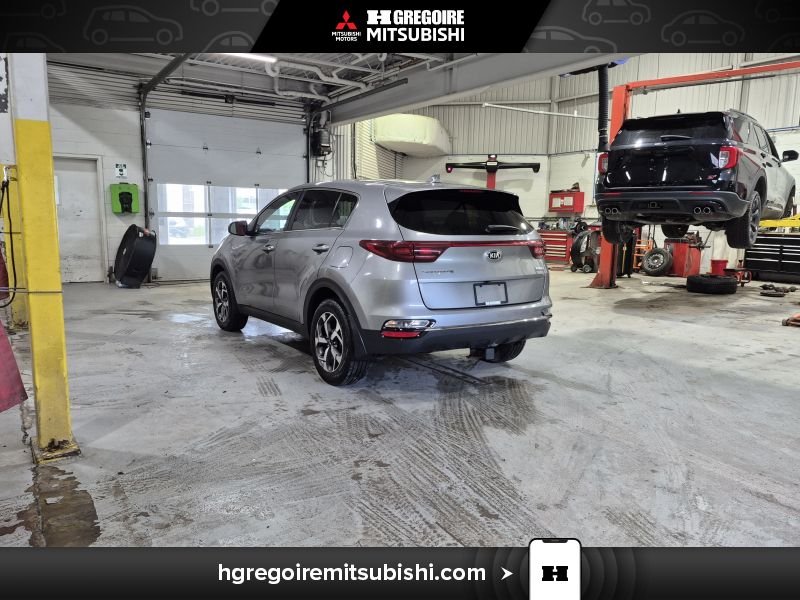 2020 Kia Sportage Grey Blainville - photo #5