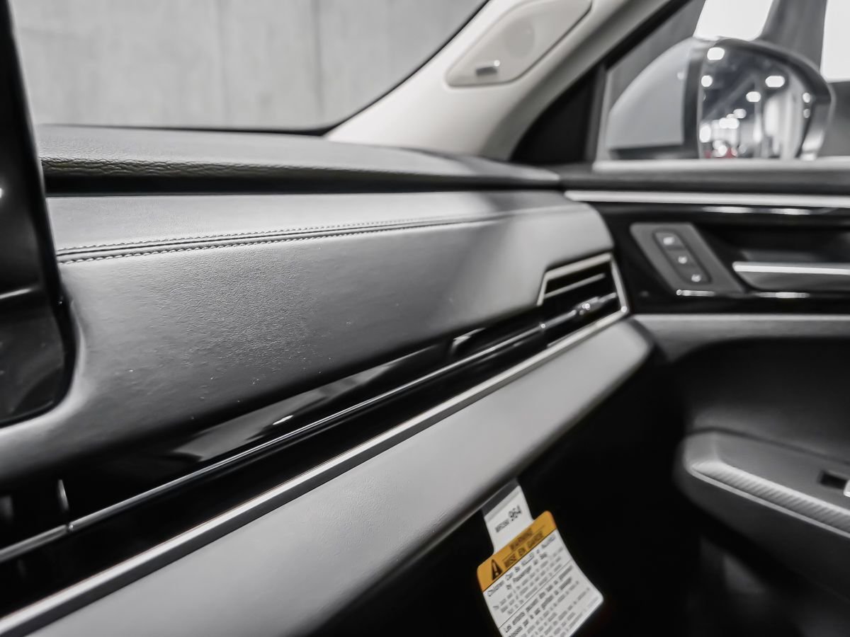 Mitsubishi Outlander PHEV SEL 2026 Fini taillé diamant Noir de qualité supérieure Montréal - photo #12