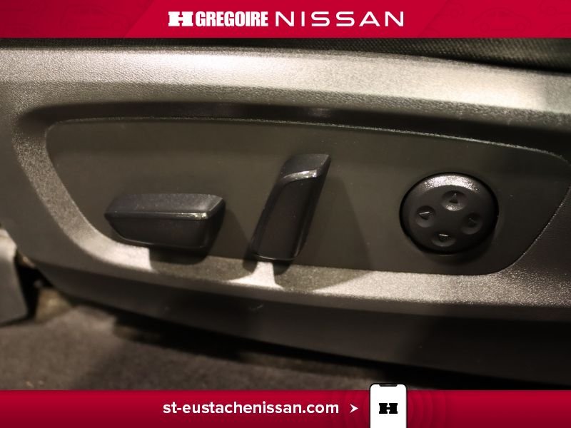 2024 Nissan Pathfinder Black Laval - photo #36