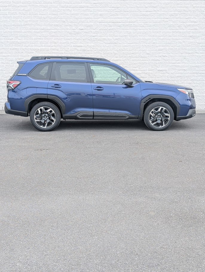 SUBARU Forester LIMITED 2026 Bleu saphir perlé Saint-Hyacinthe - photo #2
