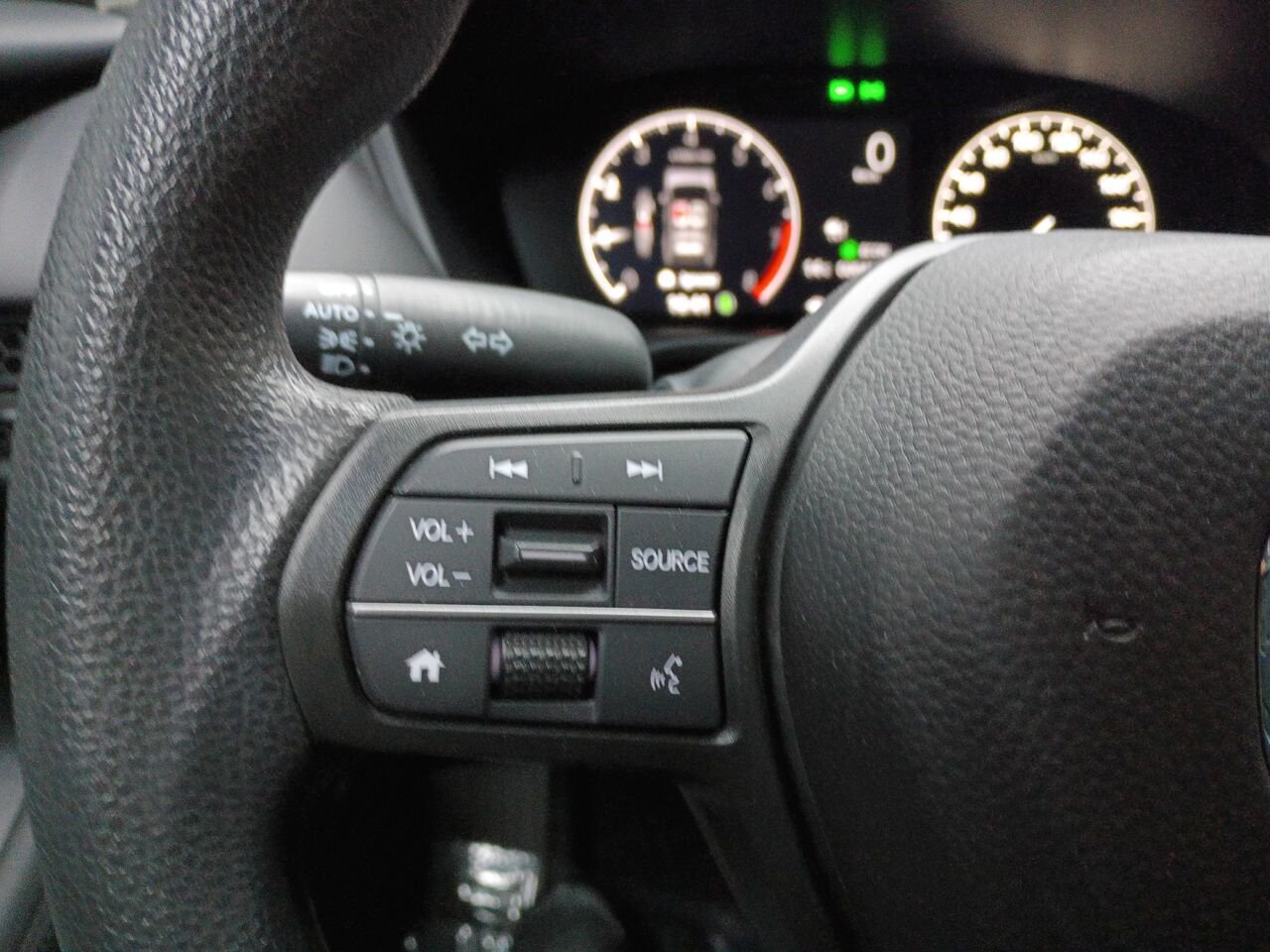 2025 Honda HR-V Silver Blainville - photo #22