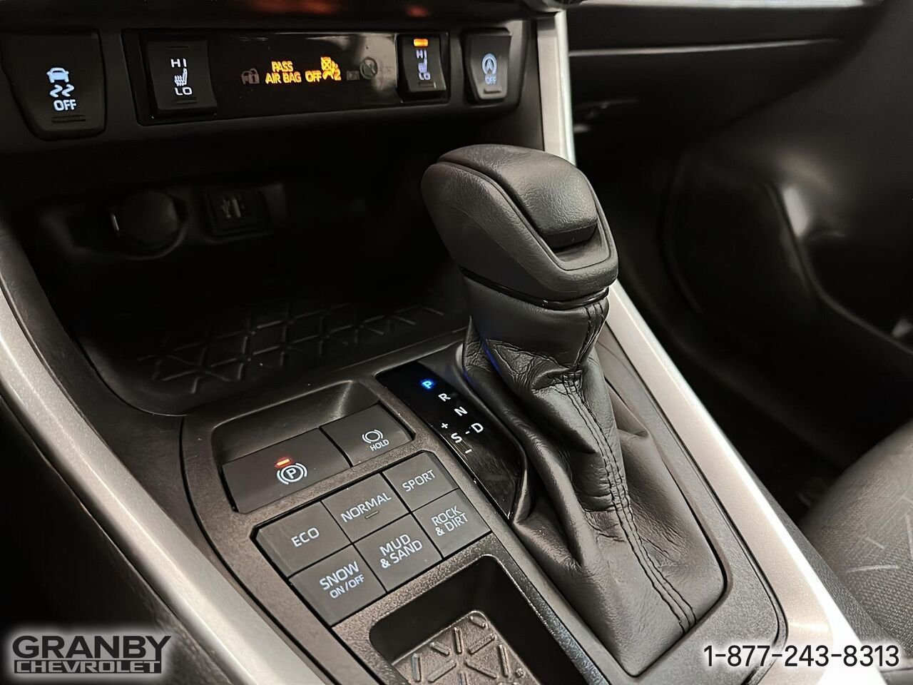 Toyota RAV4 XLE TI | G3738 2024 Beige Granby - photo #18