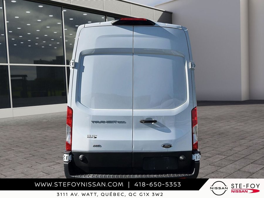 Ford Transit fourgon utilitaire AWD T-250 TI toit surélevé 148 po PNBV de 9 070 lb 2025