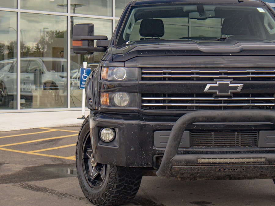 2016 Chevrolet Silverado 2500HD 2016 Black