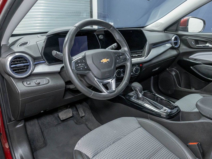 Chevrolet Trax LT *SIÈGES / VOLANT CHAUFF* CARPLAY REG ADAPT WIFI 2025 Rouge