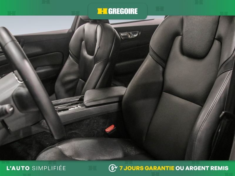 Volvo XC60 822801 | Plus Dark Theme AWD AUTO AC CUIR TOIT NAV MAGS CAM 2023 Gris Laval - photo #13