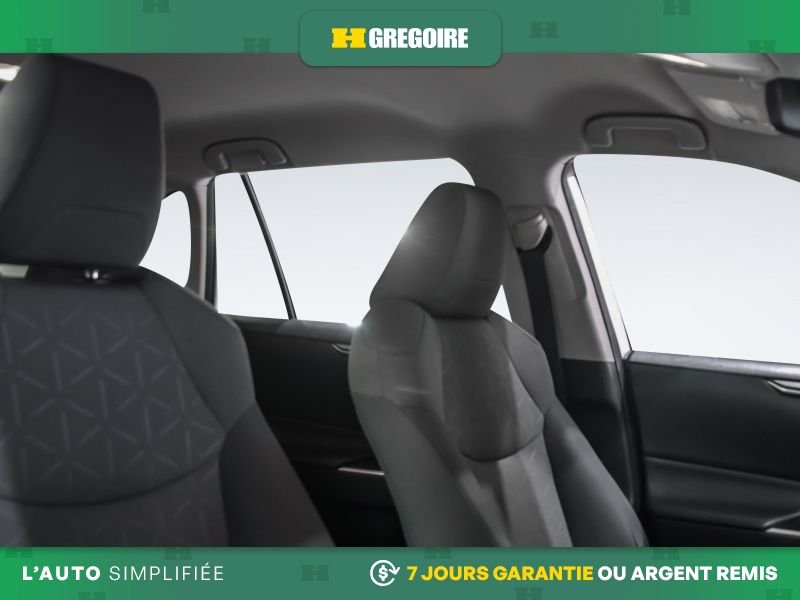 2019 Toyota Rav 4 White Saint-Eustache - photo #25