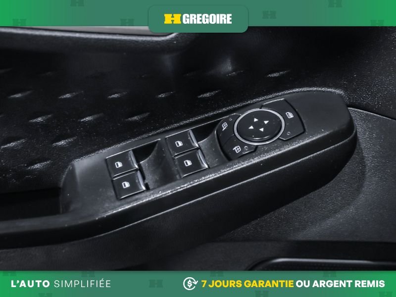 2020 Ford Escape Black Blainville - photo #13