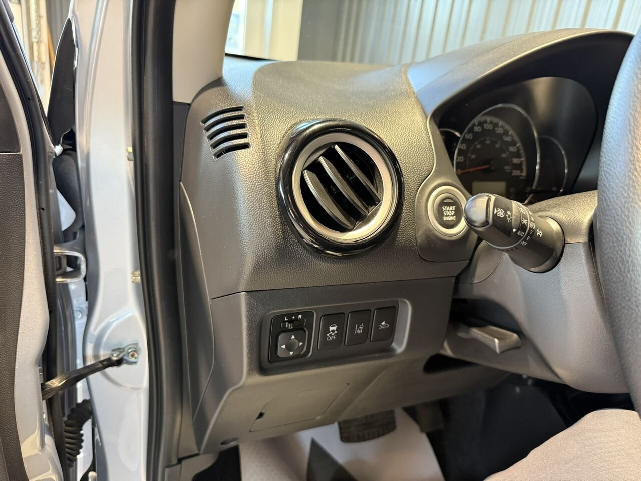 2024 Mitsubishi Mirage Silver Rouyn-Noranda - photo #8