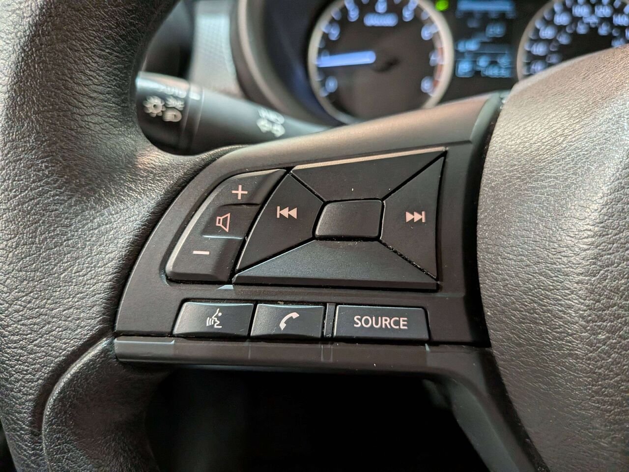 Nissan Kicks S FWD 2024 Blanc Mirabel - photo #15