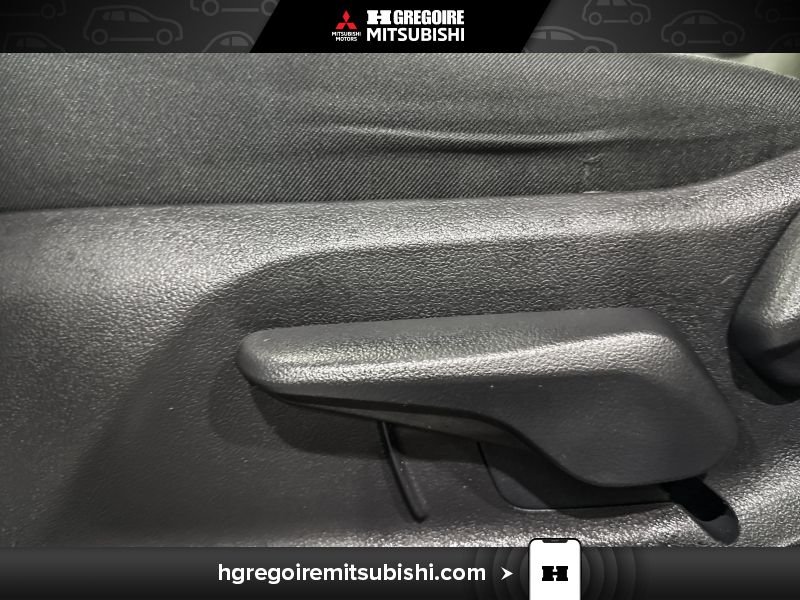 2024 Toyota Rav 4 Black Laval - photo #14
