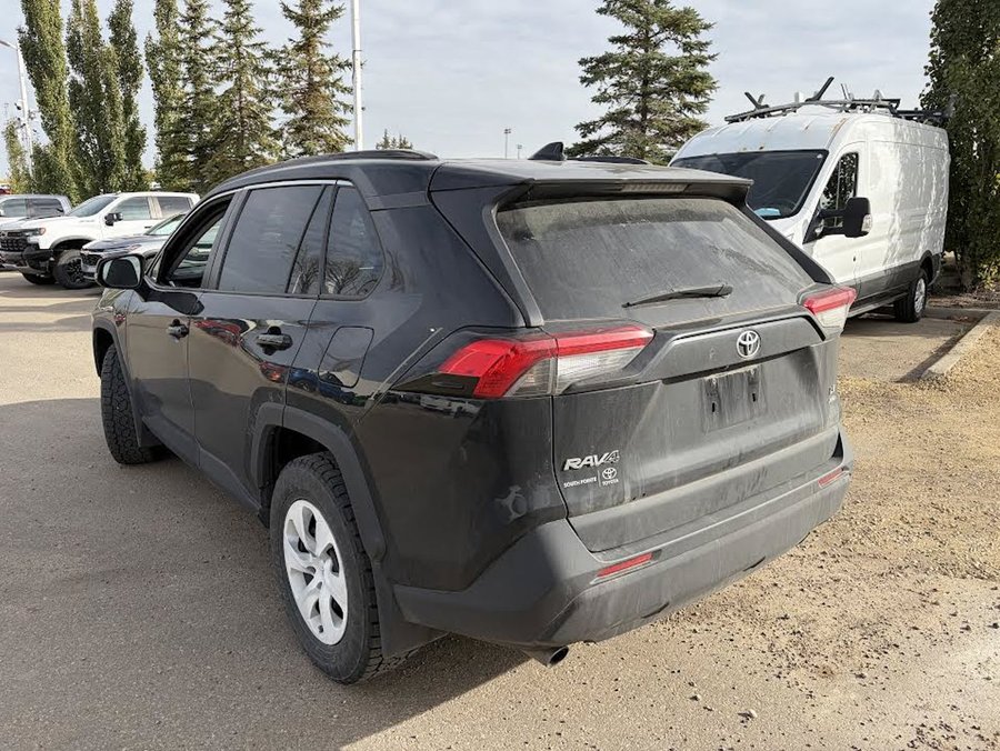 2021 Toyota RAV4 LE 2.5L | Selectable Drive Modes Black
