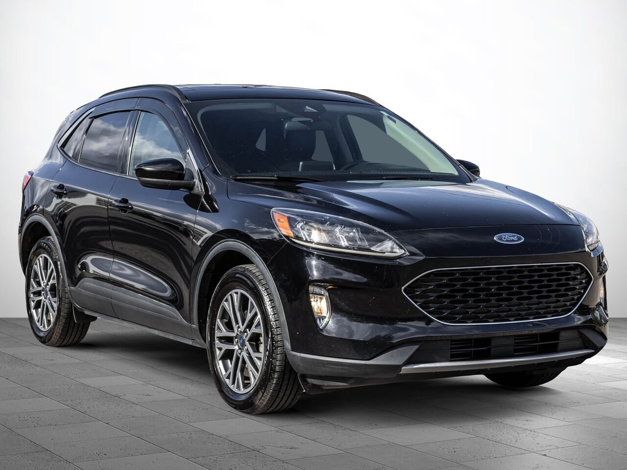 2020 Ford Escape Black Sainte-Julienne - photo #3